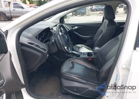 2013 Ford Focus Titanium from USA, damaged, VIN 1FADP3N28DL335610